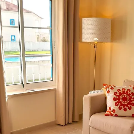 Daire Palmeiras - T1 Com Piscina